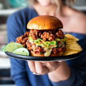 Crispy chicken burger